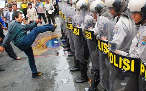 Polri Identifikasi Daerah Rawan Kerusuhan di Pemilu 2014